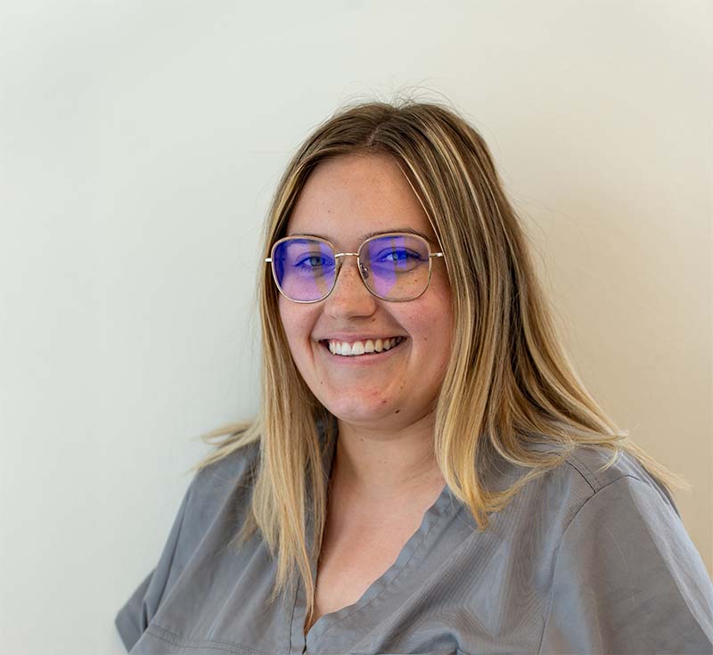 Margot - Secrétaire au Cabinet Dentaire Vieux Château à Civray